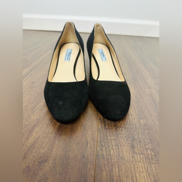 Prada Black Velvet Heels - Picture 3 of 9